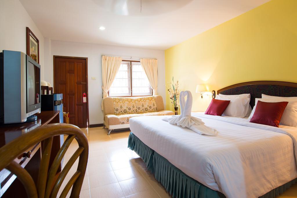 Hotel Inter House Kata Exterior foto